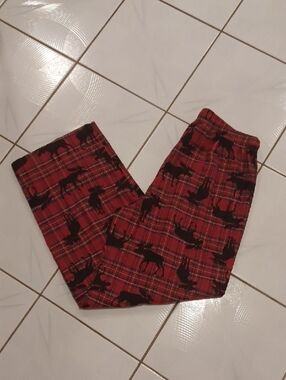 4/$80 New Hatley Red Plaid Pajama Pants with Black Moose Detail - Size XL